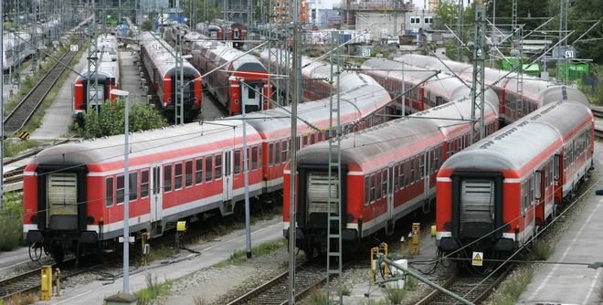 Policía de Alemania investiga el sabotaje a la red ferroviaria Red