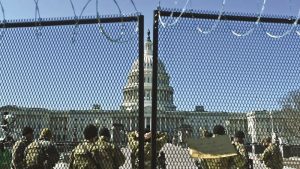 Las amenazas de seguridad mantienen al Capitolio como una fortaleza vallada